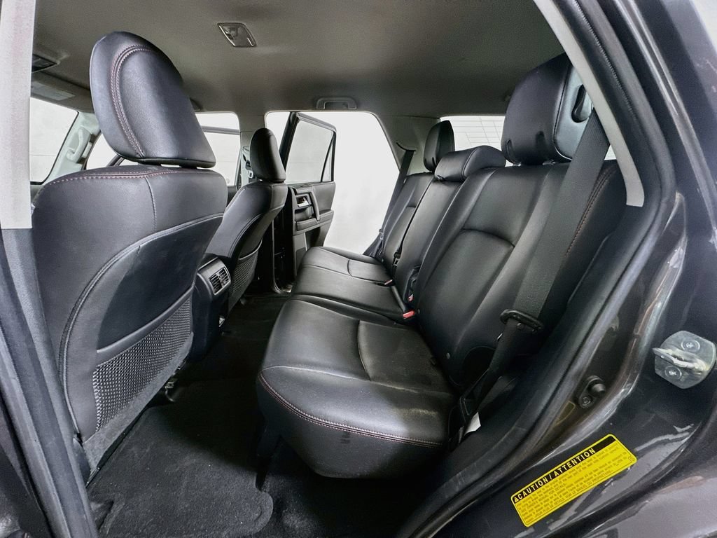 Used 2022 Toyota 4Runner TRD Off-Road Premium AWD/4WD image 16