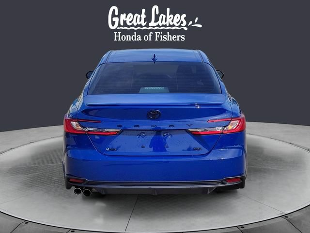Used 2025 Toyota Camry SE w/ Convenience Package FWD image 4