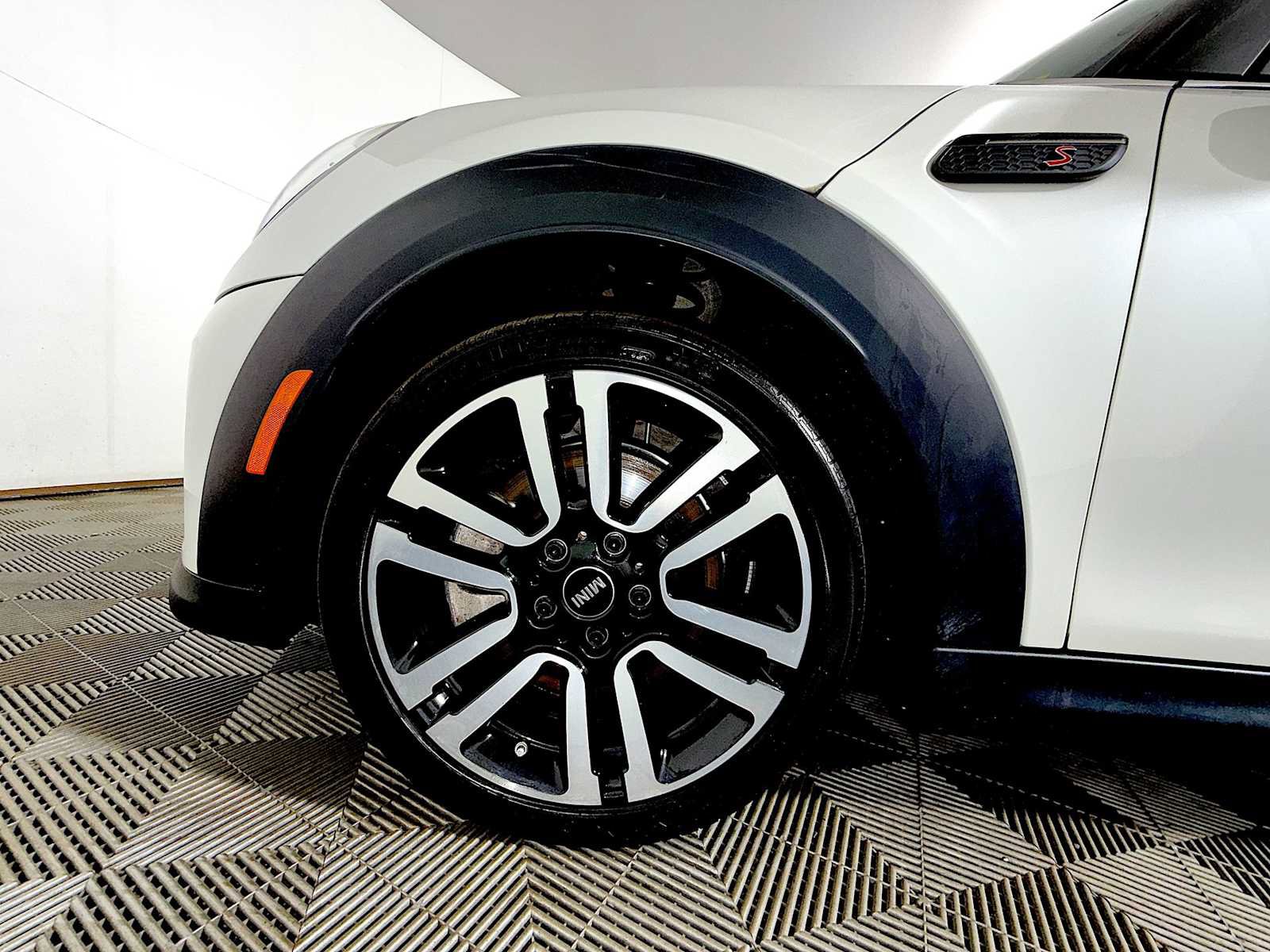 Certified 2024 MINI Cooper S FWD image 8