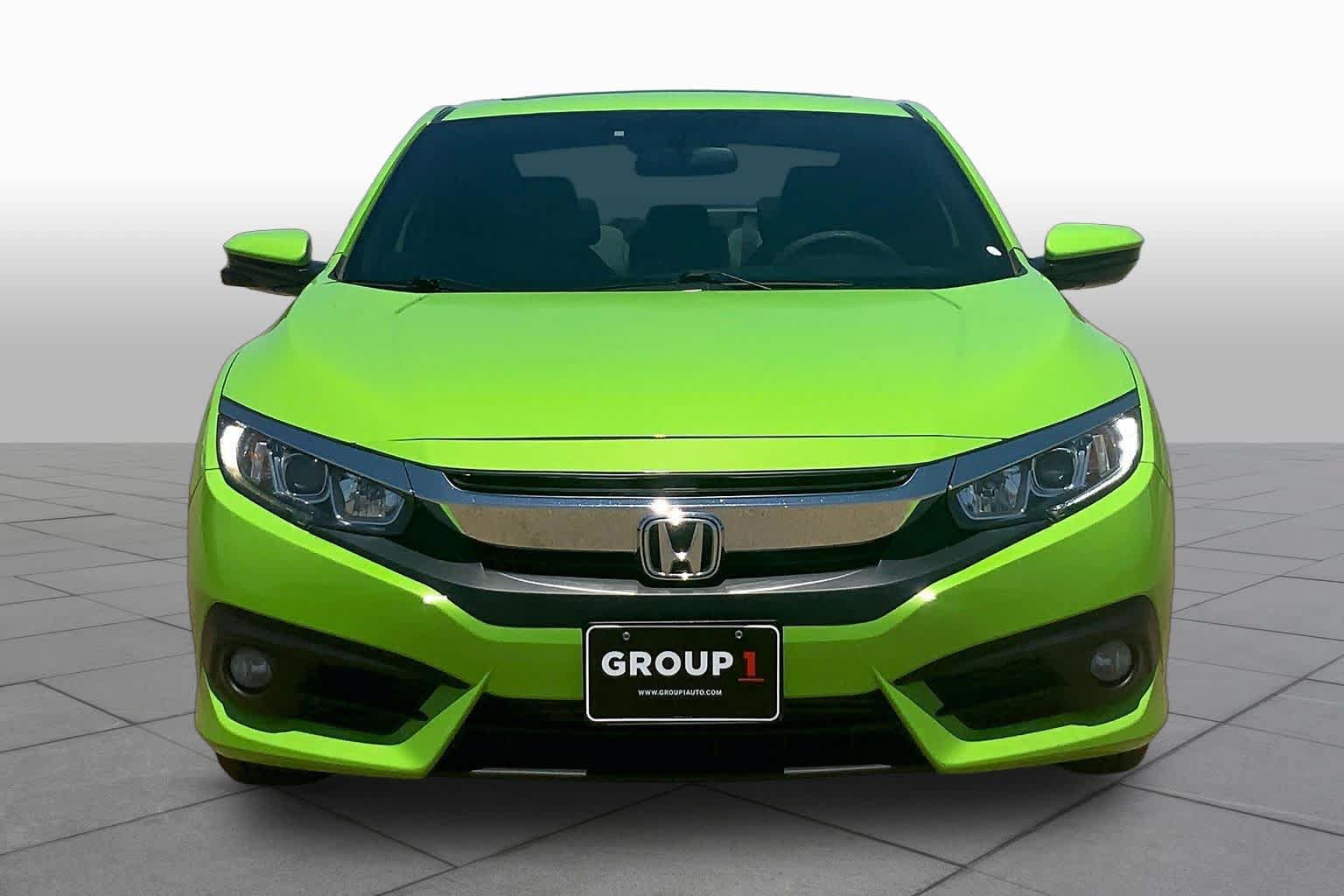 Used 2017 Honda Civic EX-T image 4