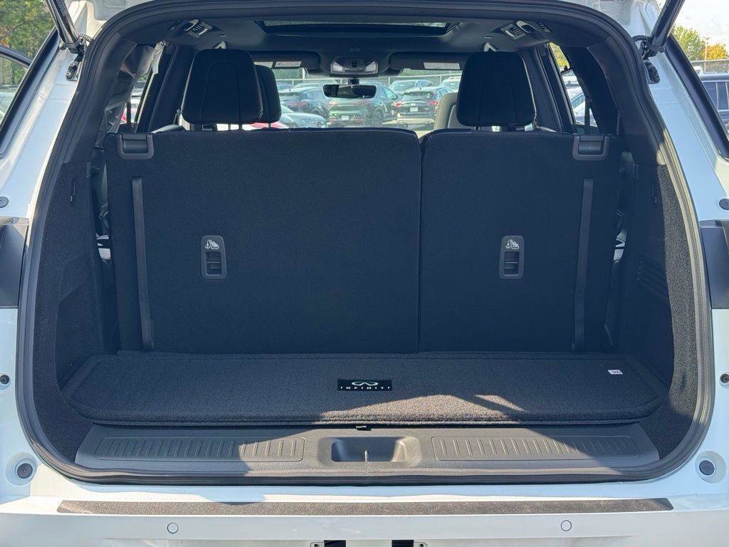New 2026 INFINITI QX60 Sport w/ Dark Cargo Package AWD/4WD image 23