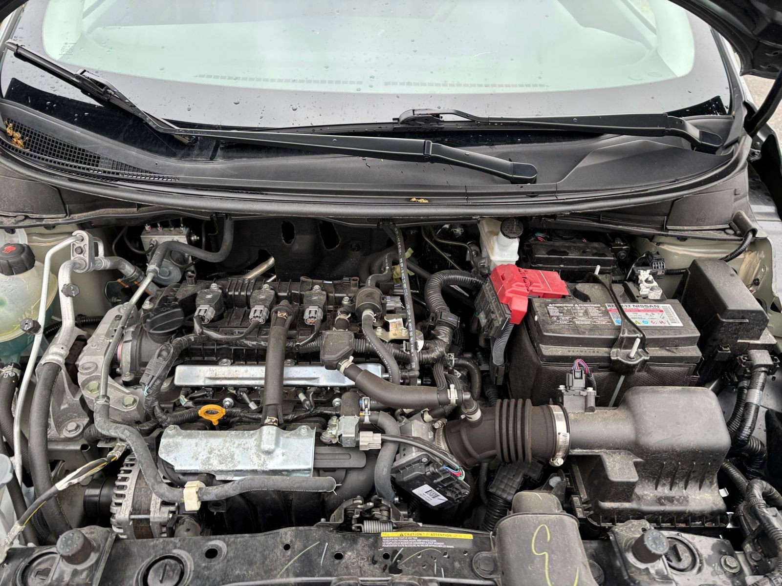 Used 2025 Nissan Versa SV FWD image 30