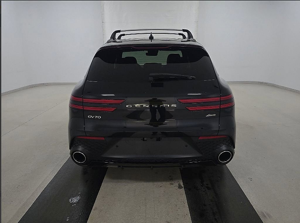 Used 2025 Genesis GV70 2.5T w/ Sport Prestige Package AWD/4WD image 12