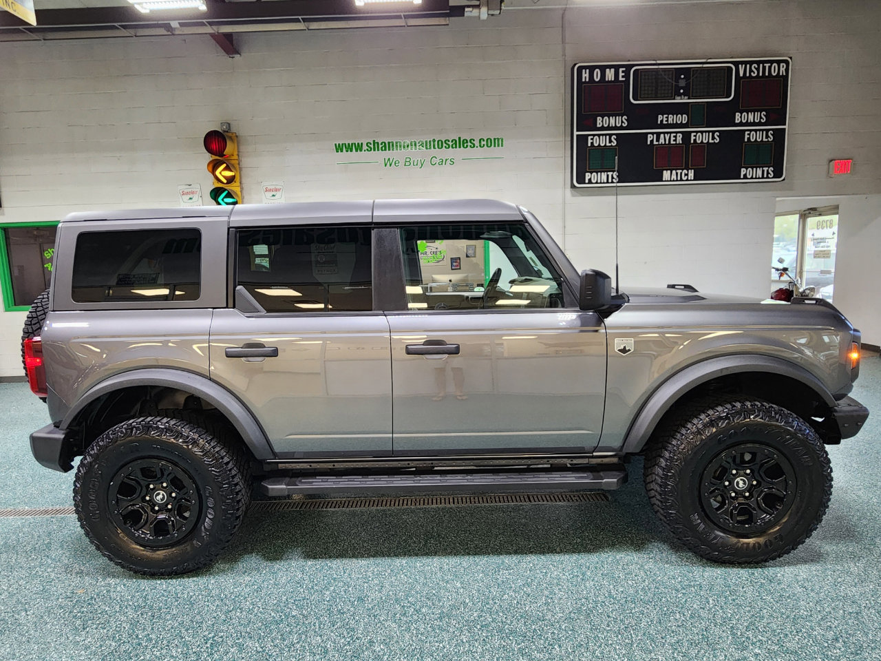 Used 2022 Ford Bronco Big Bend image 5