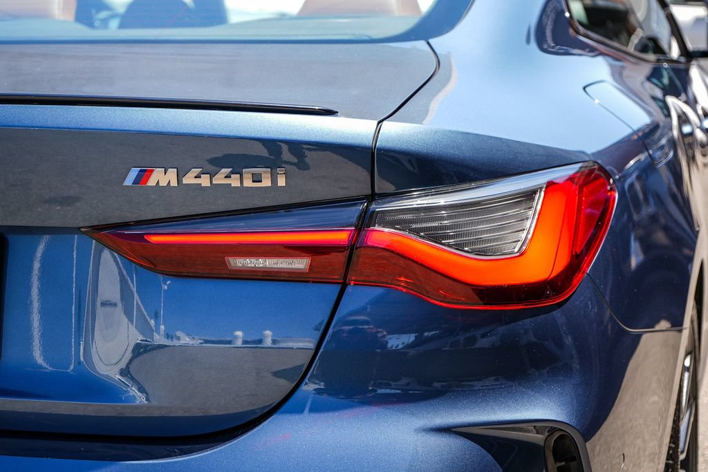 Used 2024 BMW M440i Coupe w/ Premium Package RWD image 7