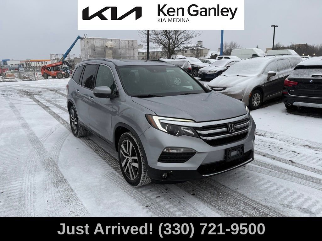 Used 2017 Honda Pilot Elite image 3