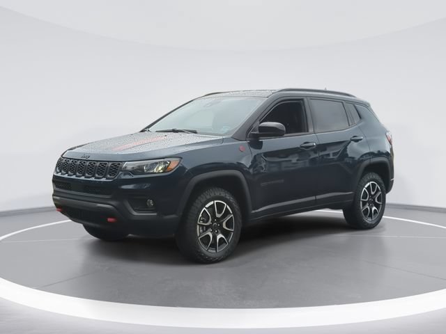 New 2026 Jeep Compass Trailhawk AWD/4WD image 1