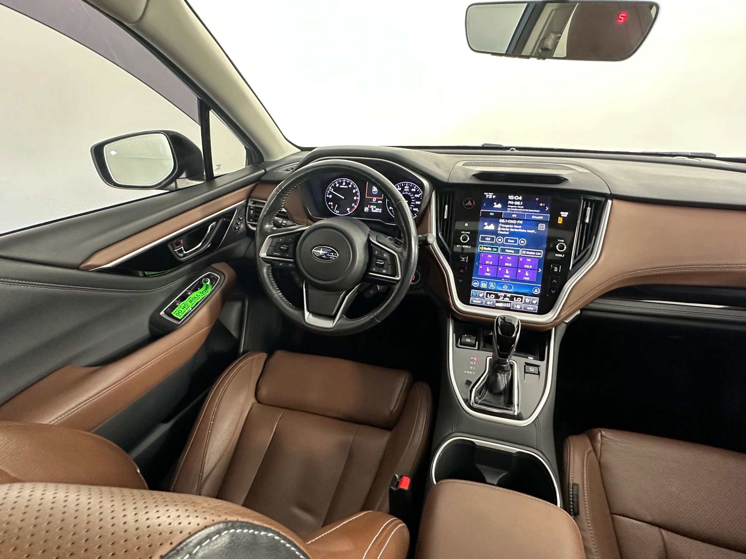 Used 2020 Subaru Outback Touring w/ Popular Package #2 AWD/4WD image 27