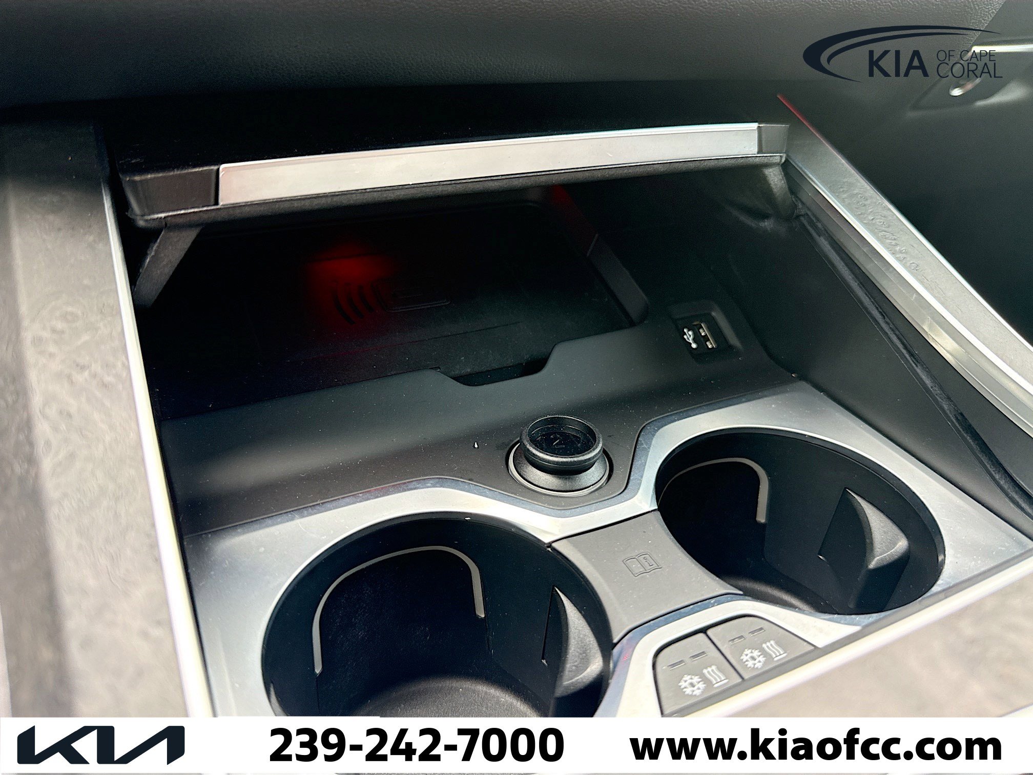 Used 2023 BMW X7 xDrive40i w/ Executive Package image 33