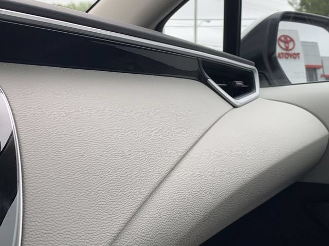 Used 2026 Toyota Corolla LE FWD image 10