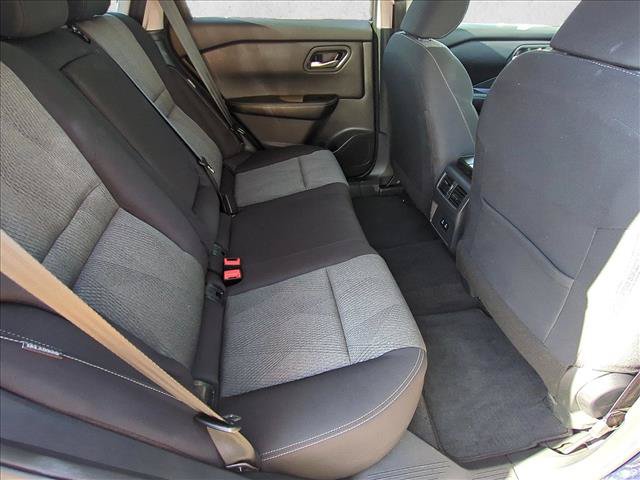 Used 2026 Nissan Rogue SV AWD/4WD image 18