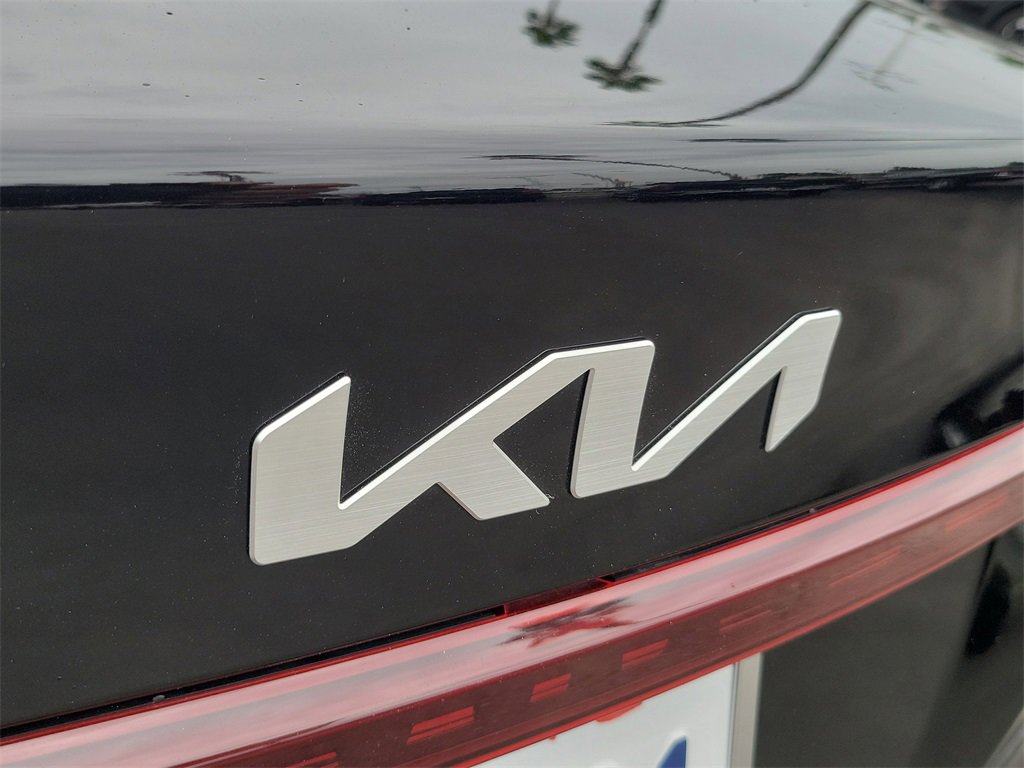 Used 2023 Kia Forte LXS image 23