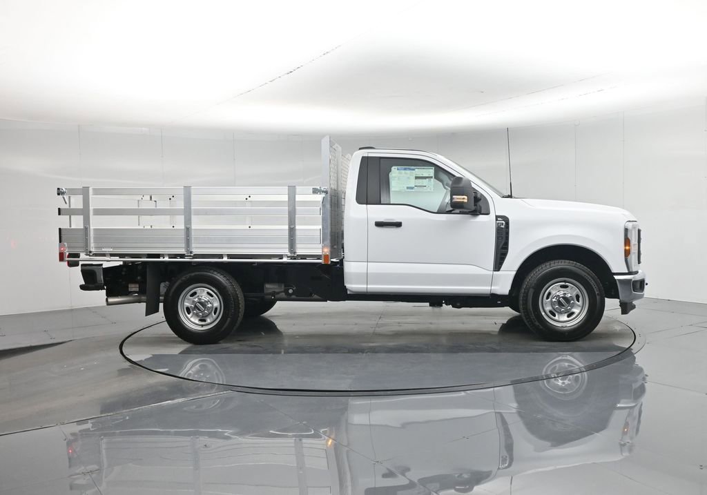 New 2026 Ford F250 XL w/ XL Chrome Package image 26