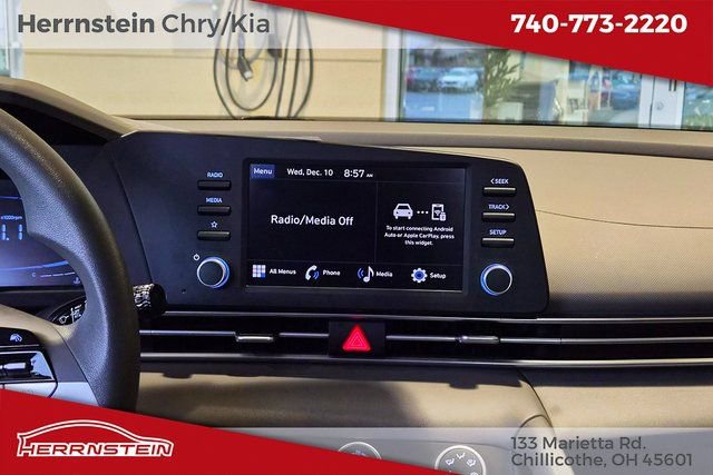 Used 2024 Hyundai Elantra SE image 10