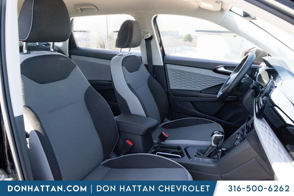 Used 2024 Volkswagen Taos S w/ MDO Package FWD image 17