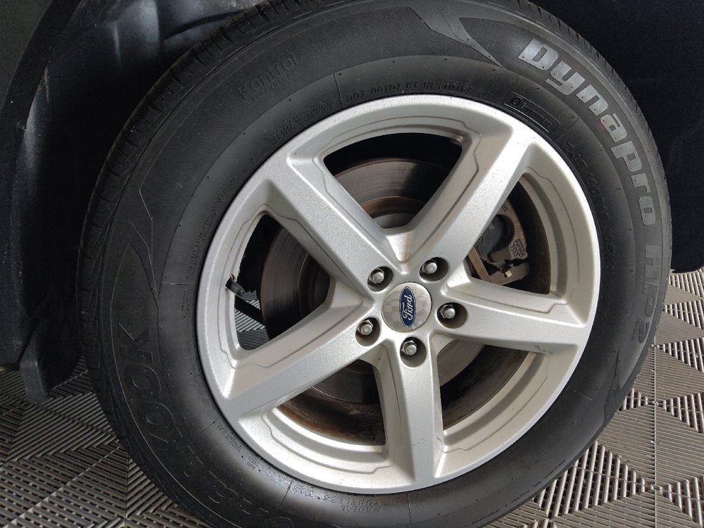 Used 2017 Ford Explorer XLT FWD image 31