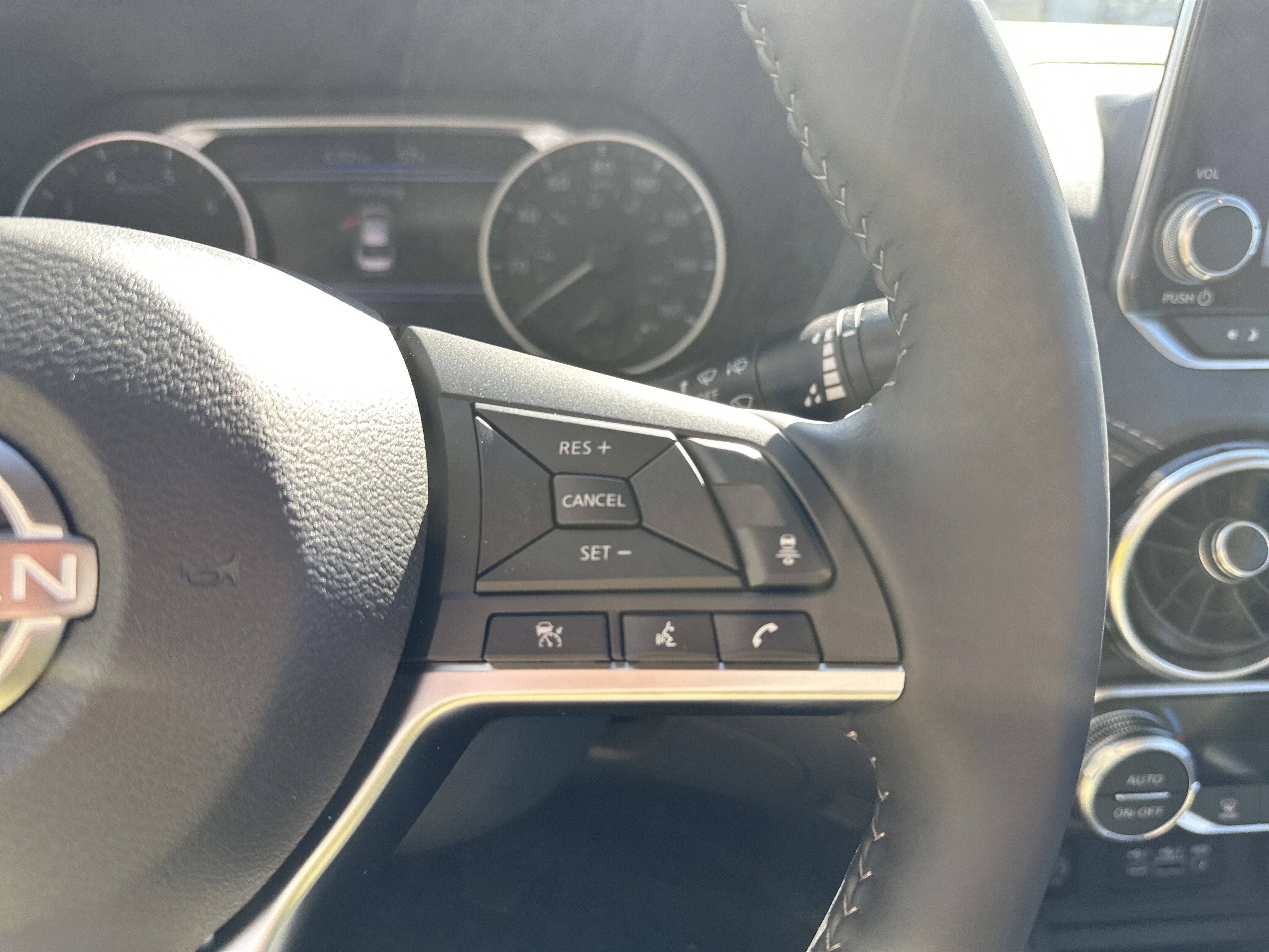 New 2025 Nissan Sentra SV image 18