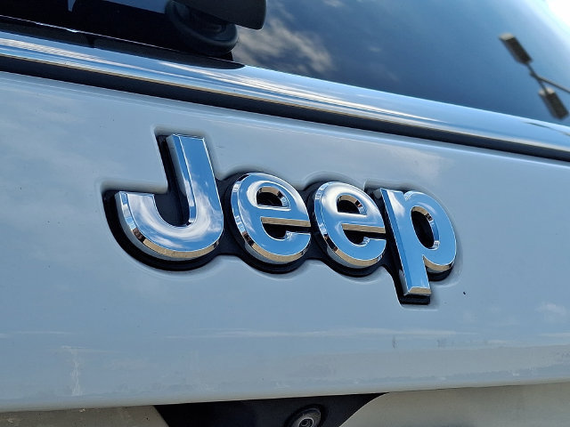 Used 2023 Jeep Compass Latitude w/ Convenience Group AWD/4WD image 29