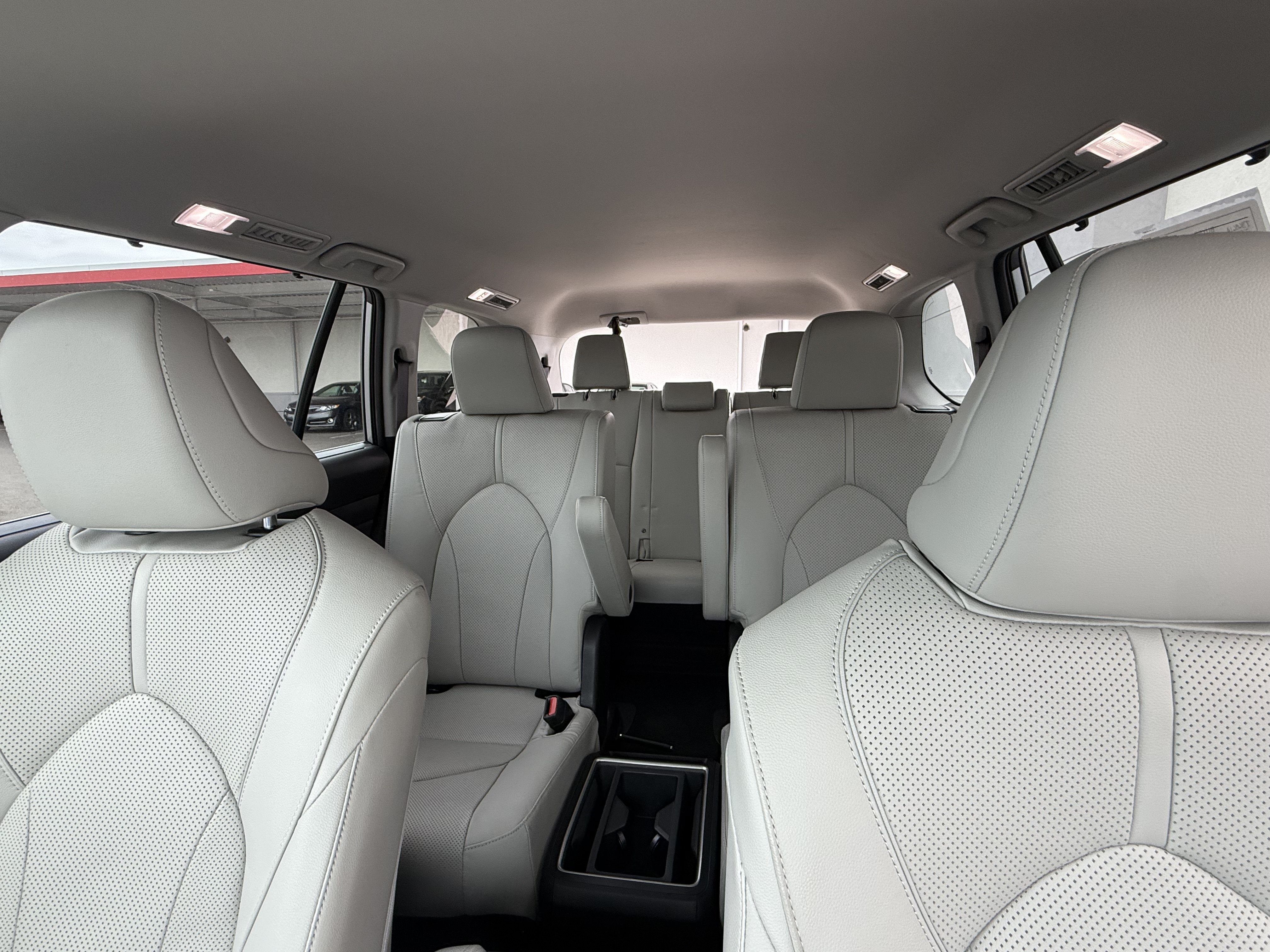 Certified 2024 Toyota Grand Highlander AWD image 35