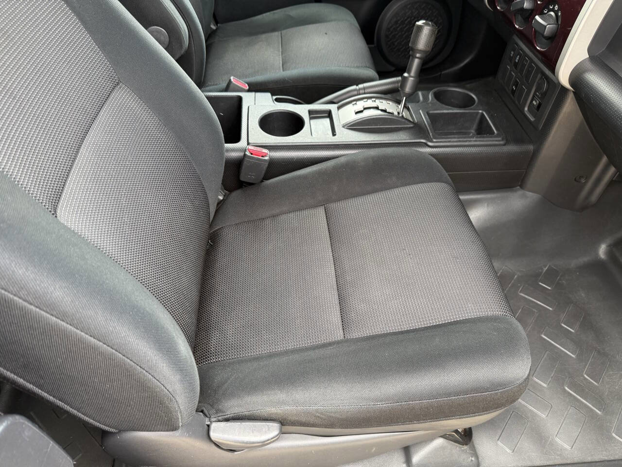 Used 2007 Toyota FJ Cruiser 2WD image 14