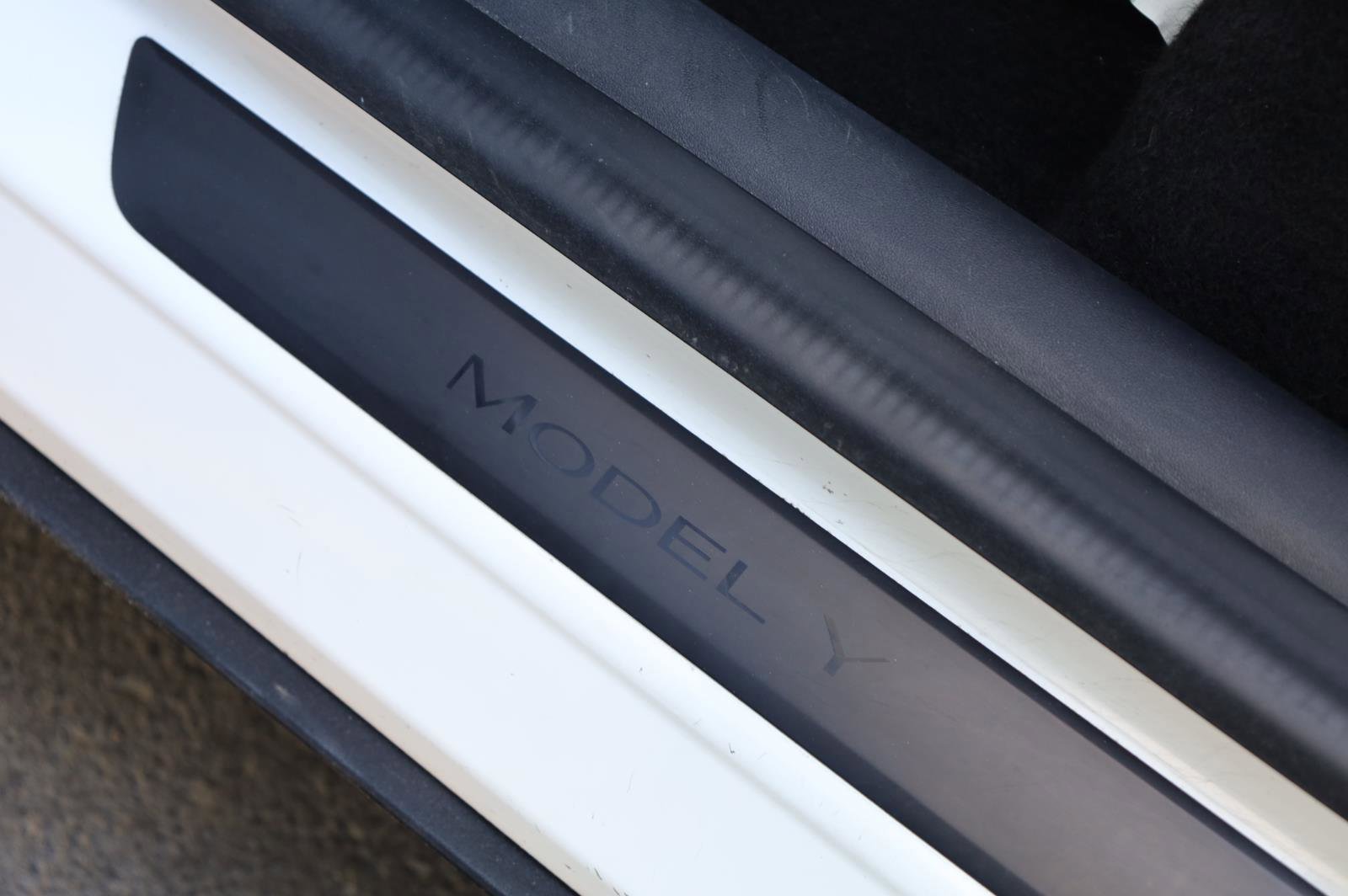 Used 2020 Tesla Model Y Long Range AWD/4WD image 13