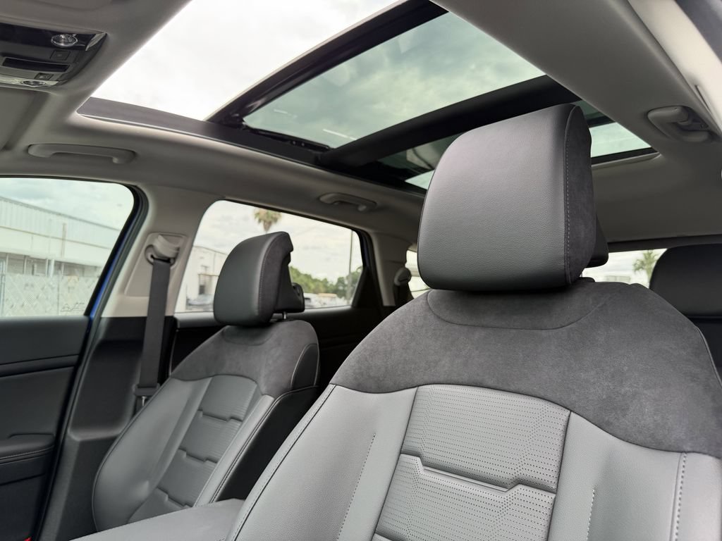 New 2026 Kia Sportage SX AWD/4WD image 19