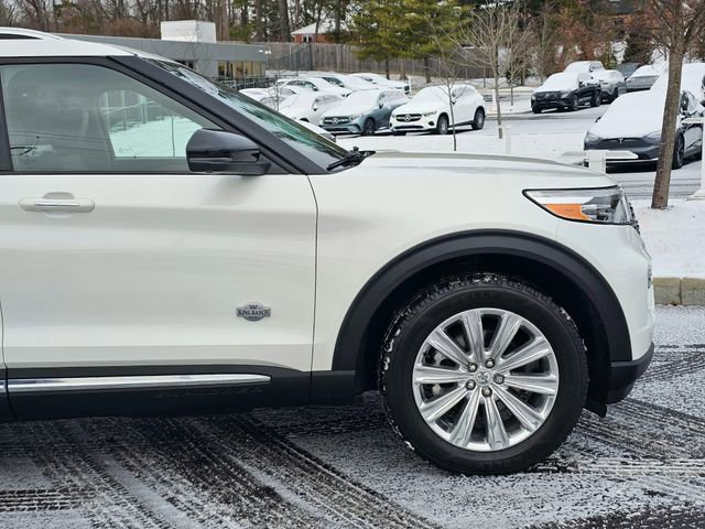 Used 2022 Ford Explorer King Ranch w/ Premium Technology Package image 6