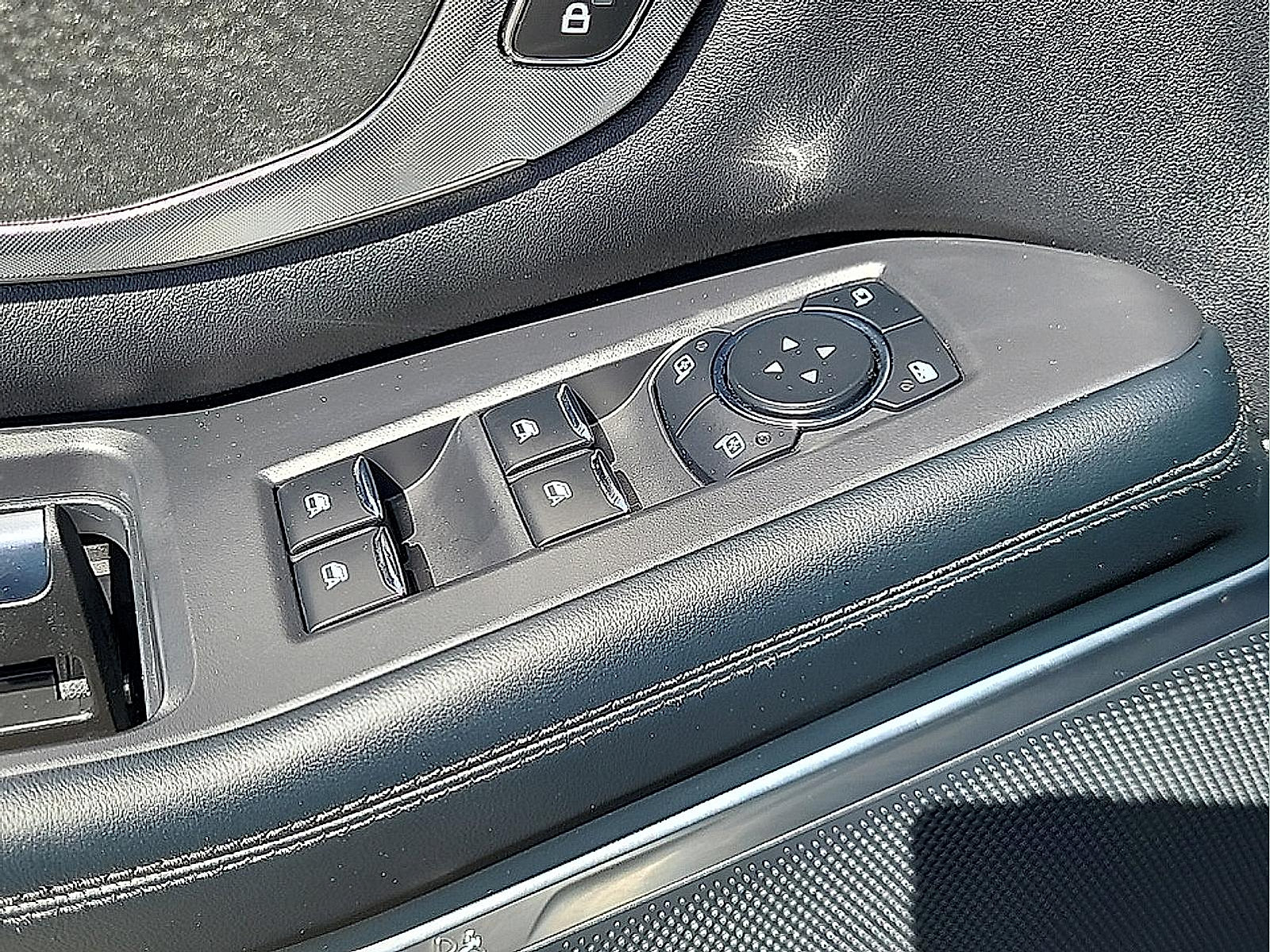 Used 2025 Ford Expedition Tremor AWD/4WD image 16
