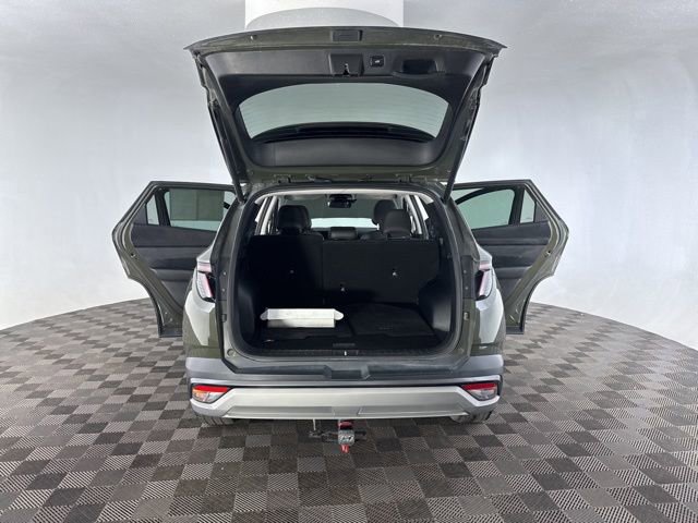 Used 2025 Hyundai Tucson SEL FWD image 17