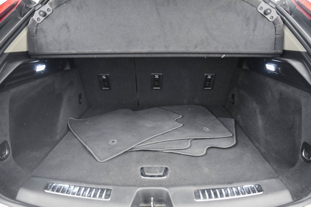 Used 2022 Cadillac XT4 Premium Luxury image 13