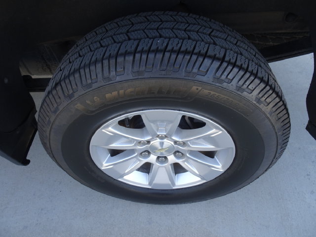 Used 2020 Chevrolet Silverado 1500 LT w/ Texas Edition RWD image 10