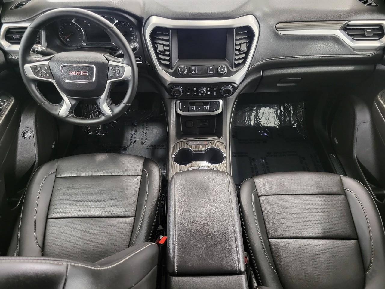 Used 2023 GMC Acadia SLT w/ Elevation Edition image 6