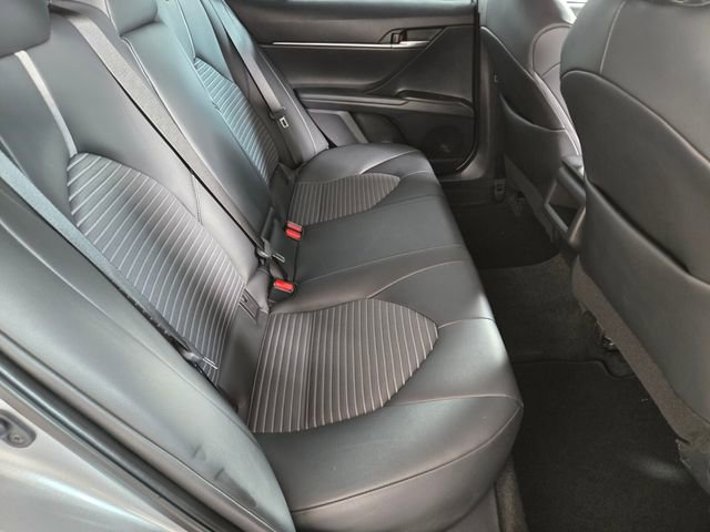 Used 2022 Toyota Camry SE w/ Carpet Mat Package (TMS) FWD image 19
