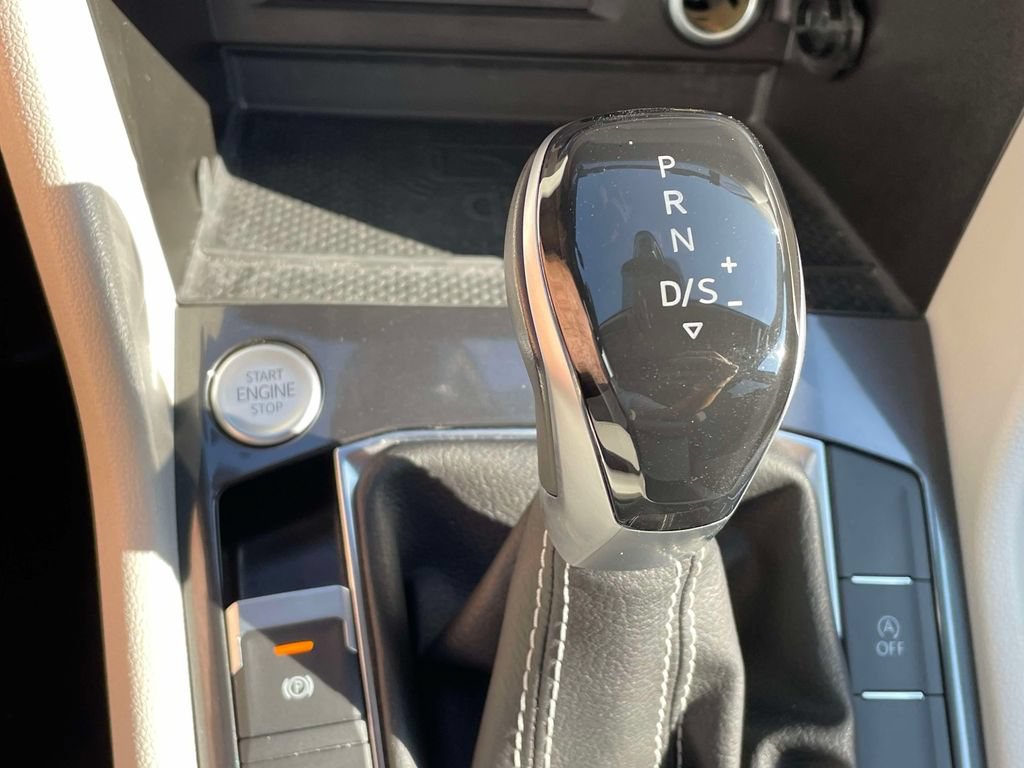 Used 2023 Volkswagen Tiguan SE FWD image 28