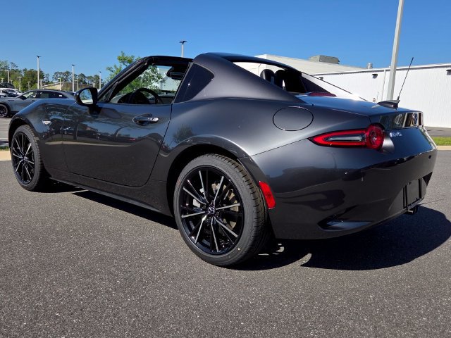 New 2026 MAZDA MX-5 Miata RF Grand Touring RWD image 3