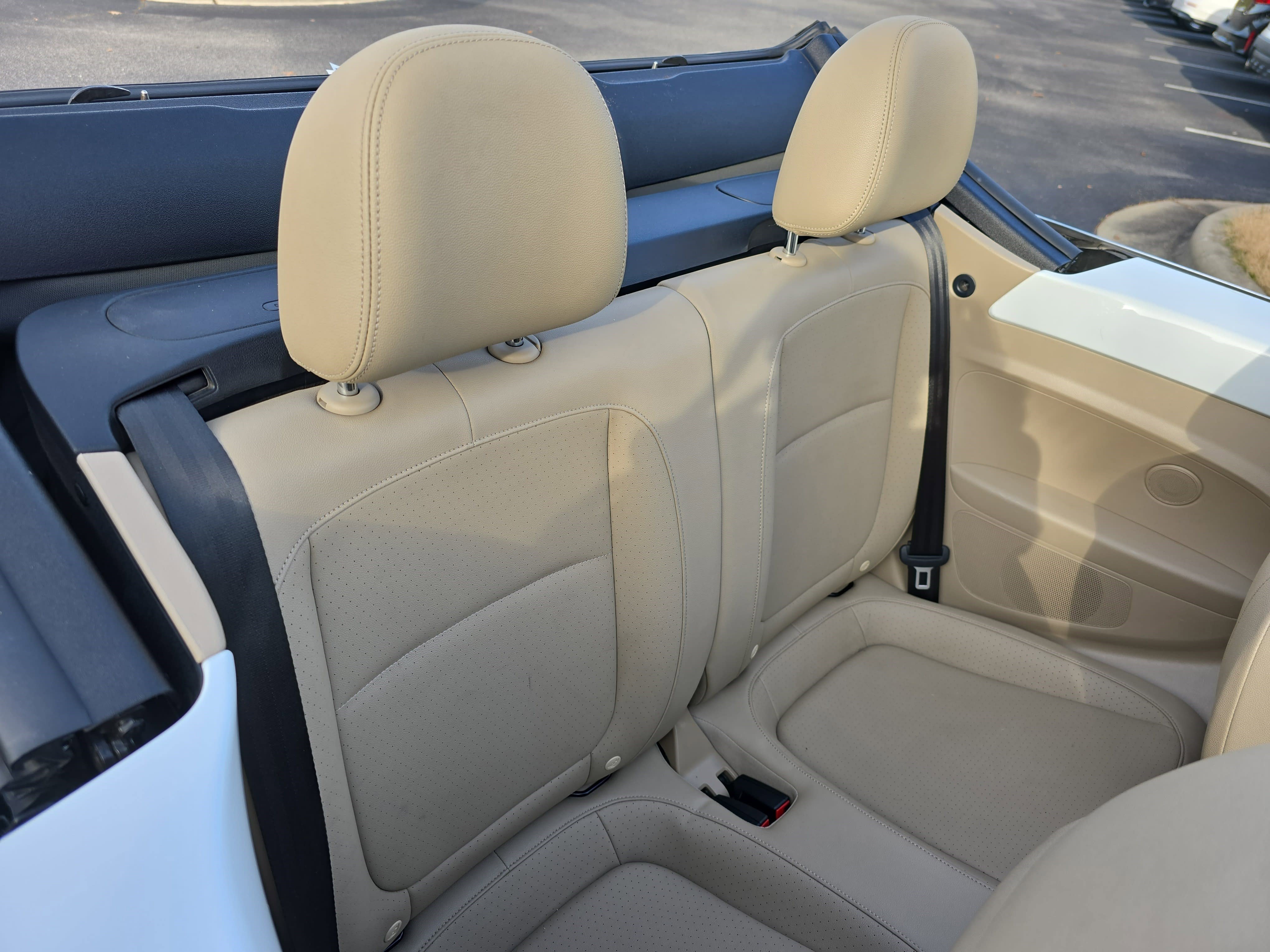 Used 2019 Volkswagen Beetle 2.0T S image 12