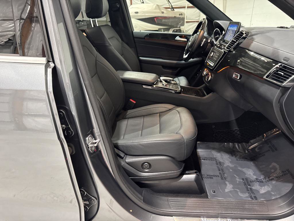Used 2018 Mercedes-Benz GLS 450 4MATIC image 59