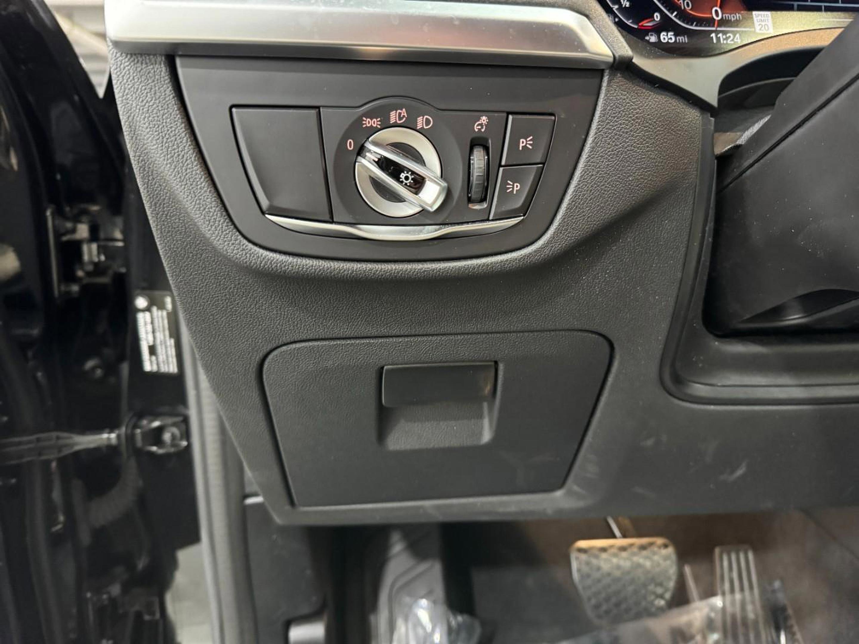 Used 2024 BMW X3 xDrive30i w/ Premium Package image 26