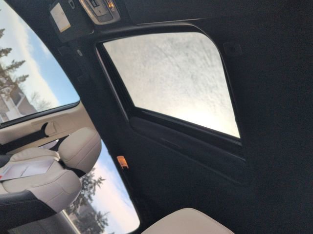 Certified 2026 Toyota Sienna Limited image 14