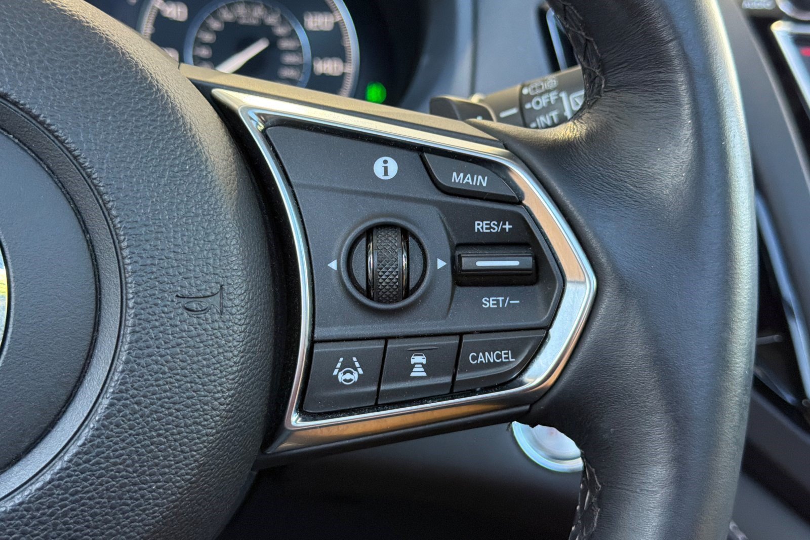 Used 2019 Acura RDX FWD w/ Advance Package image 32