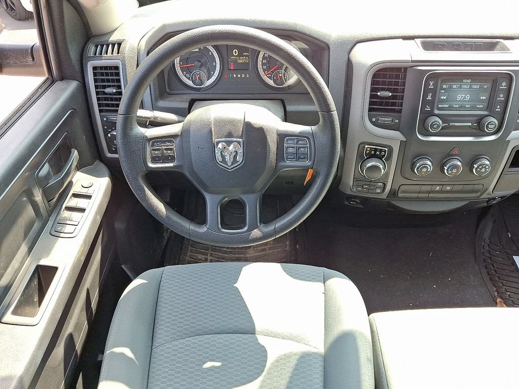 Certified 2017 RAM 1500 Express AWD/4WD image 9