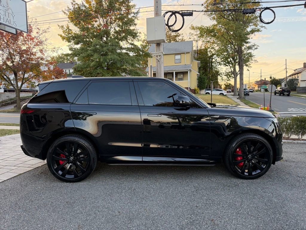 Used 2024 Land Rover Range Rover Sport Autobiography image 8