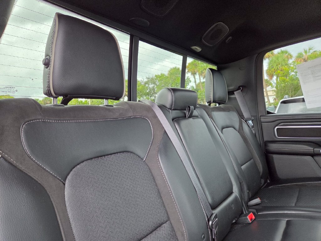 Used 2023 RAM 1500 Laramie AWD/4WD image 19