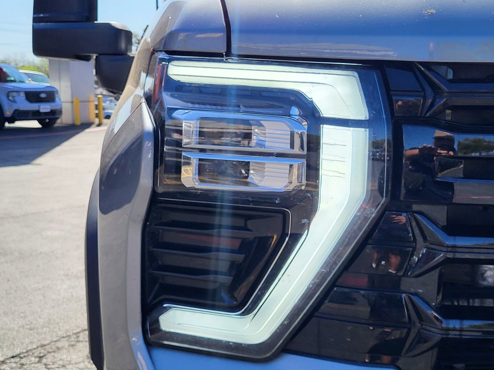 Used 2025 Chevrolet Silverado 2500 ZR2 w/ Technology Package image 10