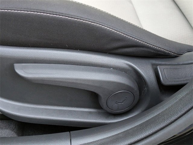 Used 2018 Hyundai Elantra GT image 20