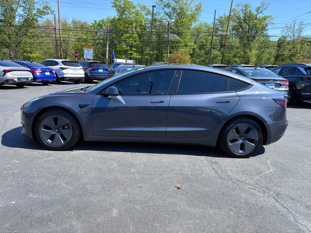 Used 2022 Tesla Model 3 Long Range AWD/4WD image 4