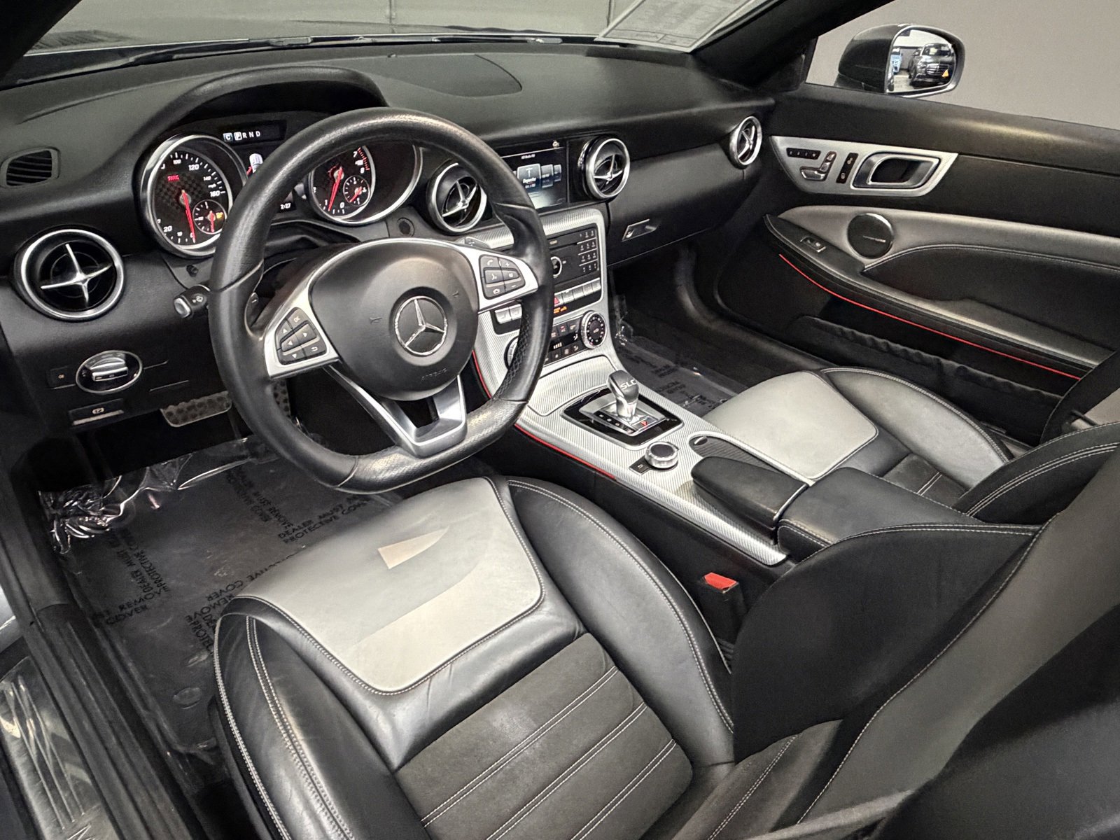 Used 2020 Mercedes-Benz SLC 300 image 25