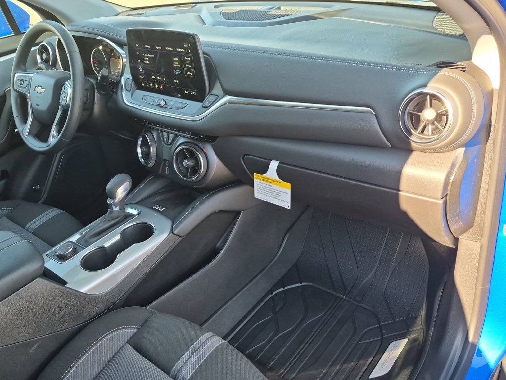 New 2026 Chevrolet Blazer LT w/ Convenience Package AWD/4WD image 24