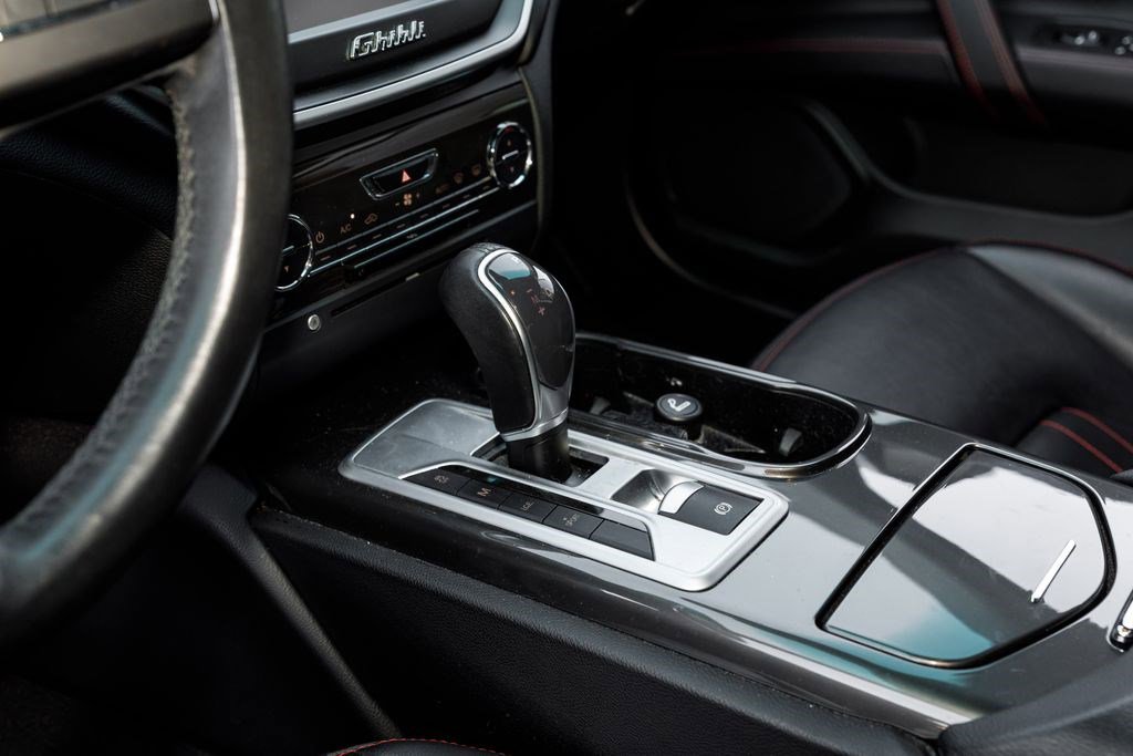 Used 2016 Maserati Ghibli image 34