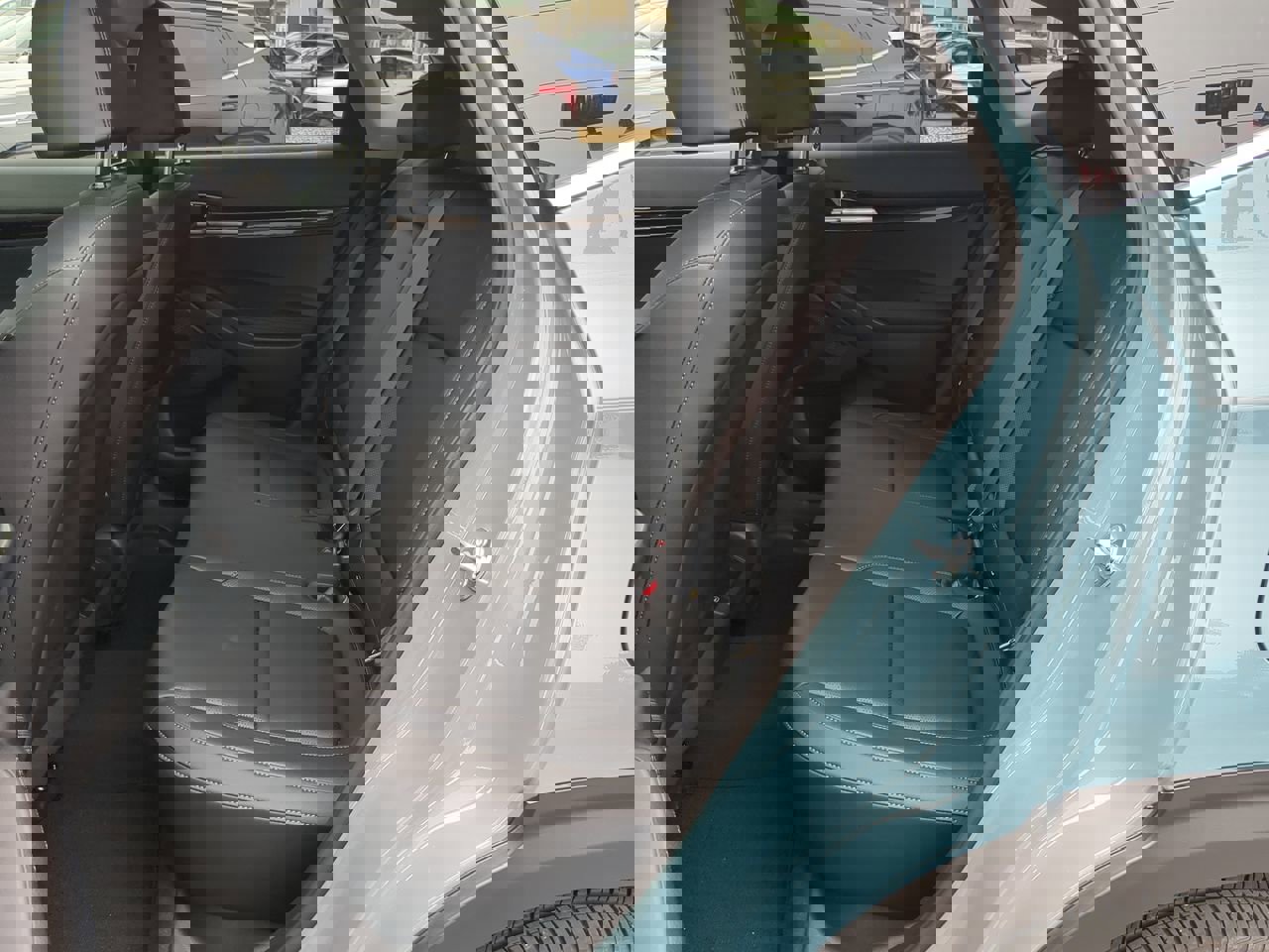 Certified 2025 Kia Seltos EX w/ EX Sunroof Package image 10